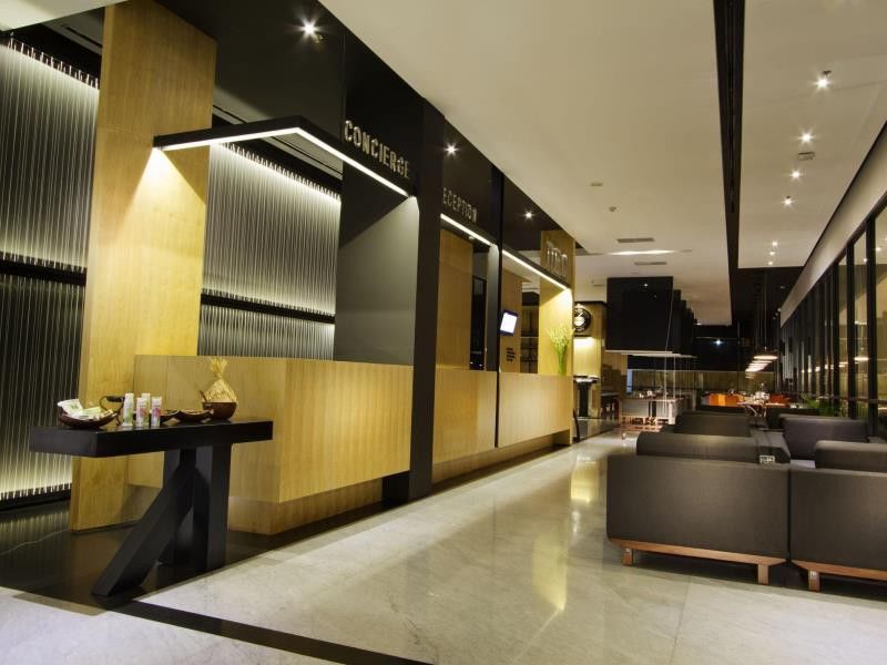 Neo Hotel Tendean Jakarta By Aston Экстерьер фото